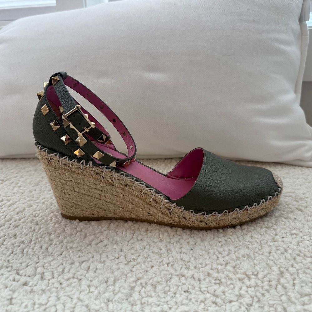 Valentino Rockstud Leather and Jute  Wedge Espadrilles, Size 41, Green
